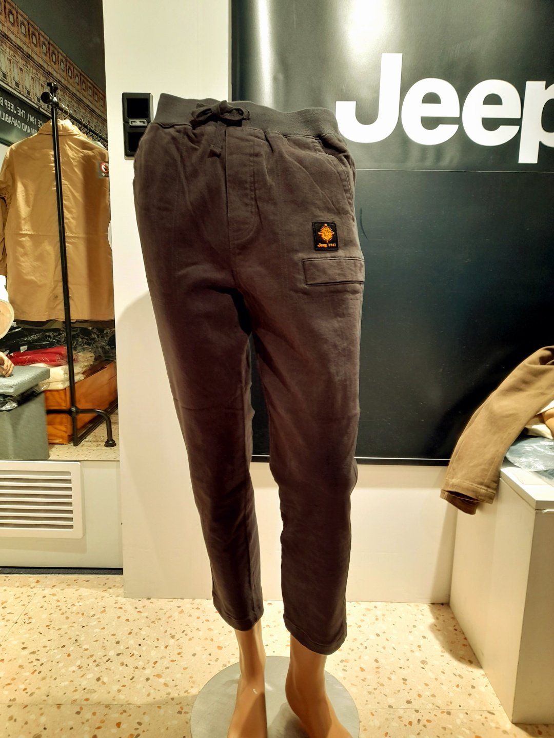 クリアランス販促 JEEP(新世界江南店)冬 起毛 バギーパンツ(JM4PTU796) 純正お値下-pgc.com.my